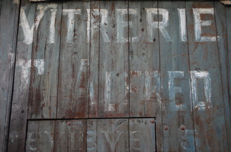 Inscription ancienne Vitrerie Alfred à Vernon