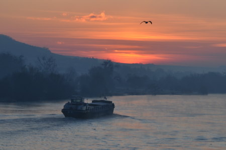 Aurore sur la Seine, Vernon