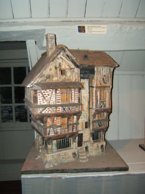 La maison de la rue des cuisiniers à Bayeux, collection de miniatures des maisons Gosselin, prieuré de Graville, Seine-Maritime