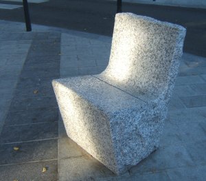 Mobilier urbain en pierre à Evreux