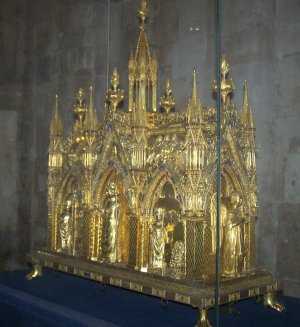La châsse de Saint-Taurin à Evreux, chef-d'oeuvre de l'orfèvrerie du moyen-âge