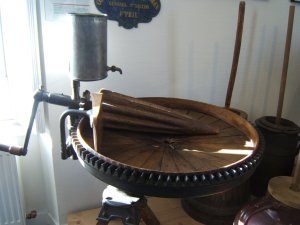 machine à laver le beurre, musée de Normandie, château de Caen