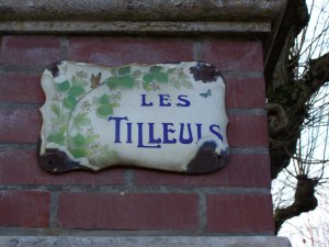 Plaque émaillée de maison