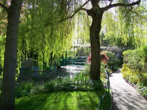 Le pont japonais de Monet en avril