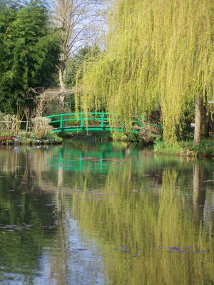 Avril chez Monet