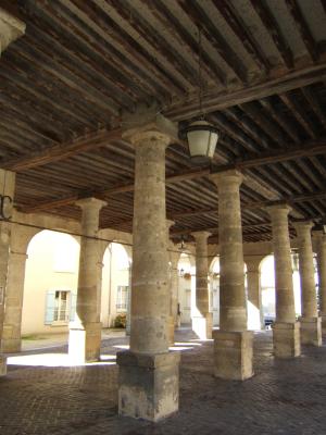 La halle de la Roche-Guyon